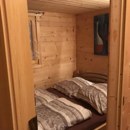 Vakantiehuis Ferienwohnung A: Das Blockhaus - #127009